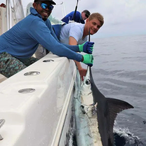 Gripper Cut-Resistant Fish Filleting Glove