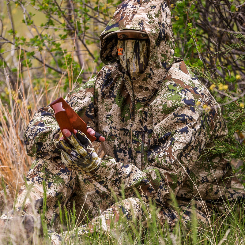 Clearance Colors Sneaky Pete  75% Off