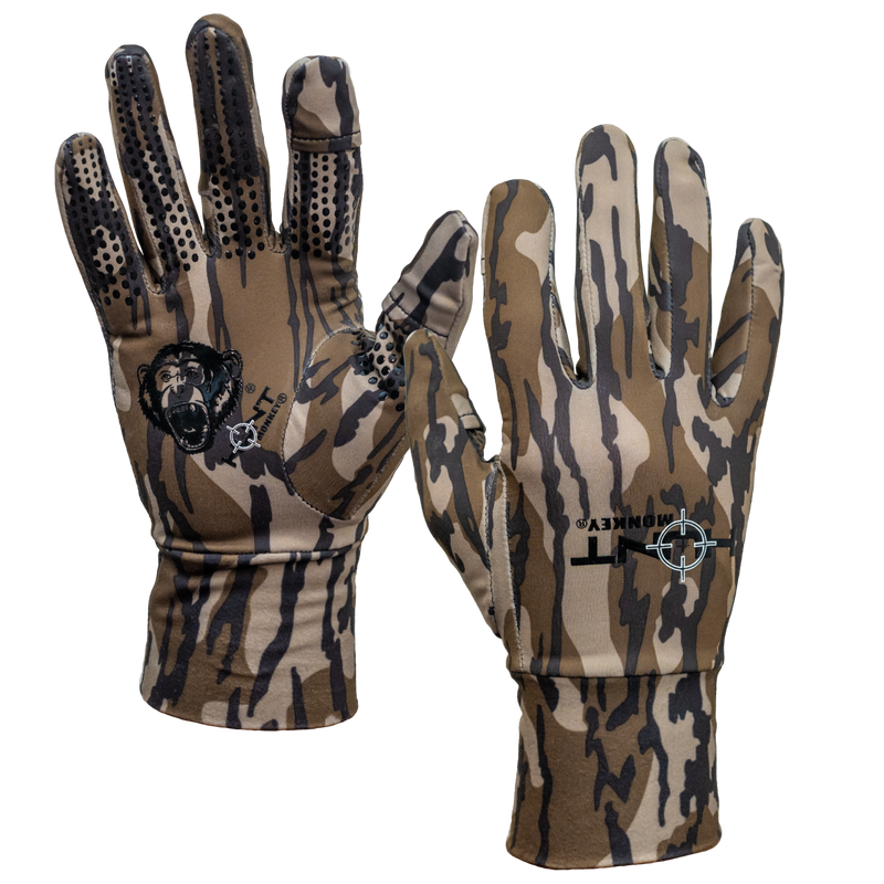 “Monkey Hands glove in Mossy Oak Original Bottomland camo"